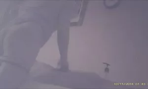 Вона пішла у ванну і дивитися порно відео безплатно жорстоко згвалтувала