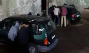 Викрадення зі згвалтуванням двох відео онлайн порно дівчат