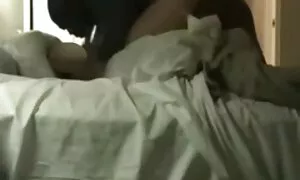 Сексуальна чорна дівчина в секс порно відео онлайн HD відео