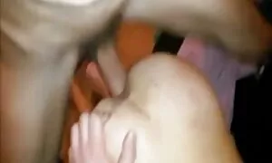 Він порно відео подборка насолоджується раком.